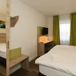 Hotel Roca Restaurant Und