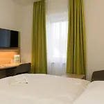 Roca Restaurant Und Hotel Bommersheim
