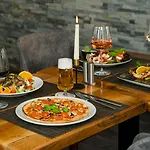 Hotel Roca Restaurant Und *