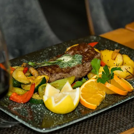 فندق Roca Restaurant Und
