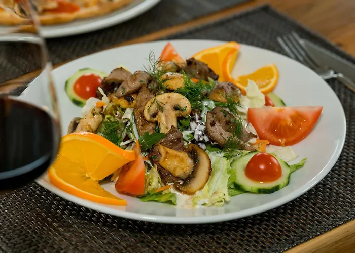 Roca Restaurant Und فندق Bommersheim