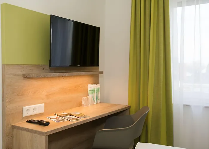 Roca Restaurant Und *